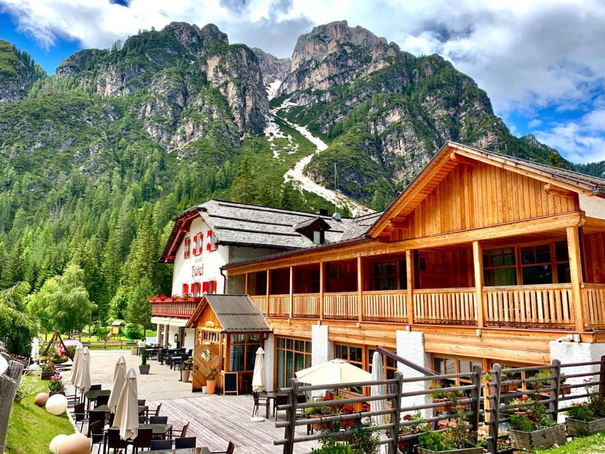 Alpin Natur Hotel Brueckele Braies  Exterior foto