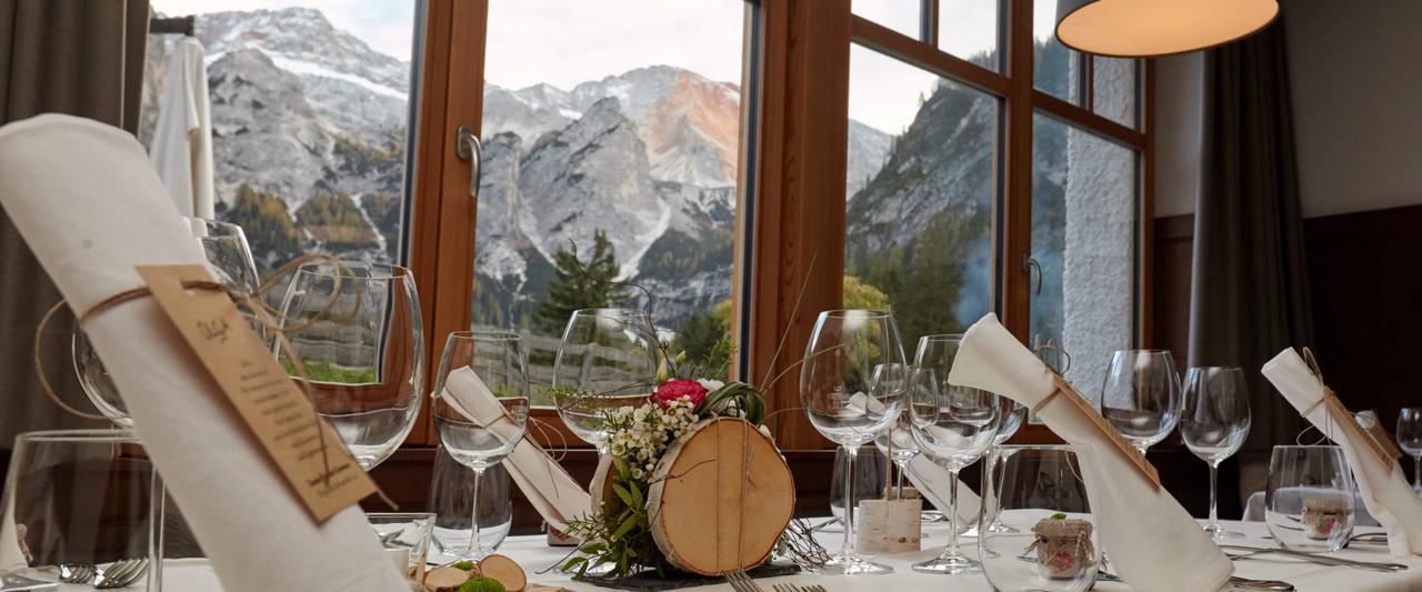 Alpin Natur Hotel Brueckele Braies  Exterior foto
